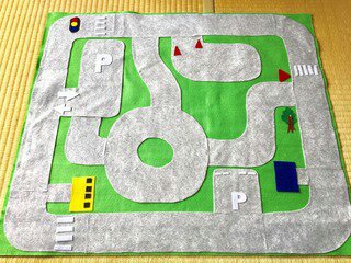 トミカ好きキッズ必見 車遊びが楽しくなる道路パズルの作り方とアイデア オススメアイテム5選 こどもといっしょ
